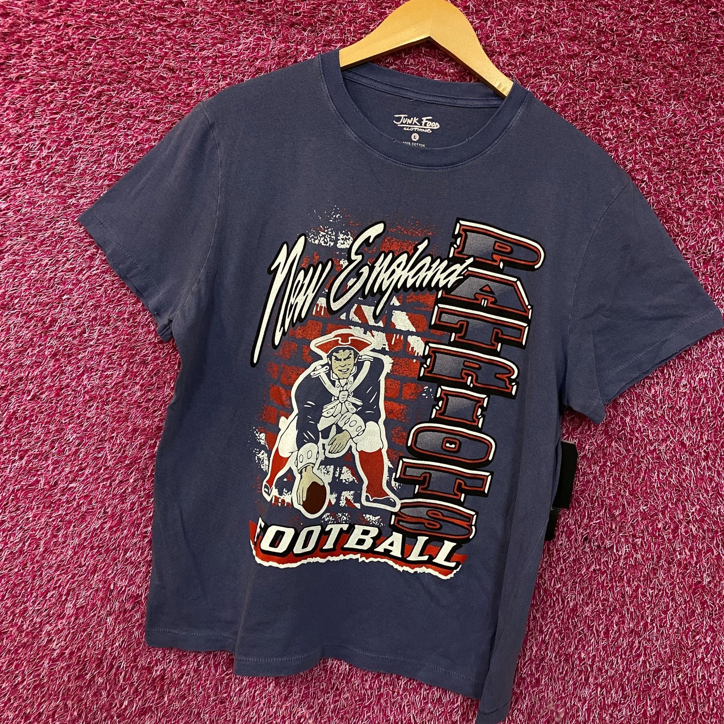 Junk Food Clothing New England Patriots Brick Vintage Style Women's Tee Large