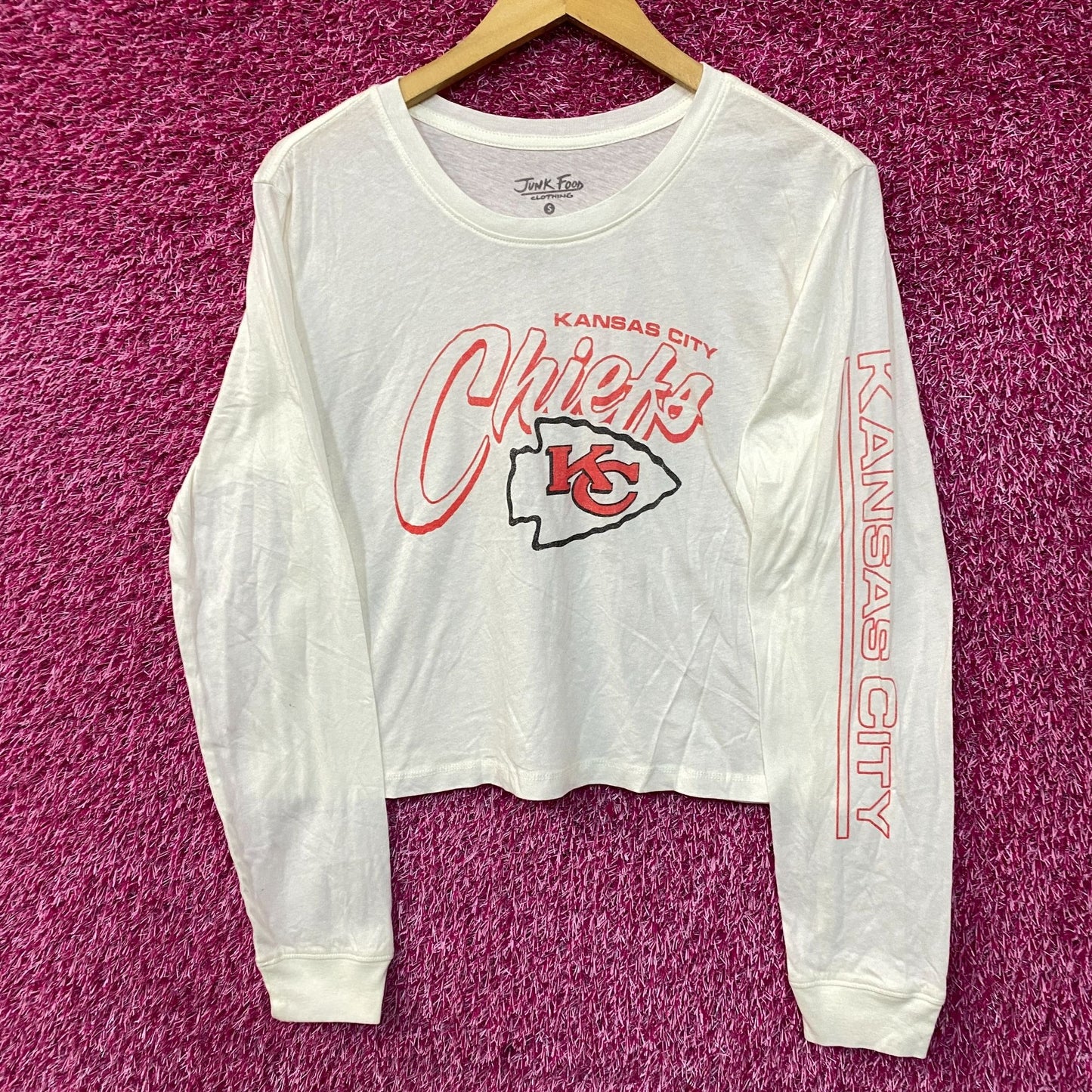 Junk Food NFL Kansas City Chiefs Long Sleeve Cropped T-Shirt Small