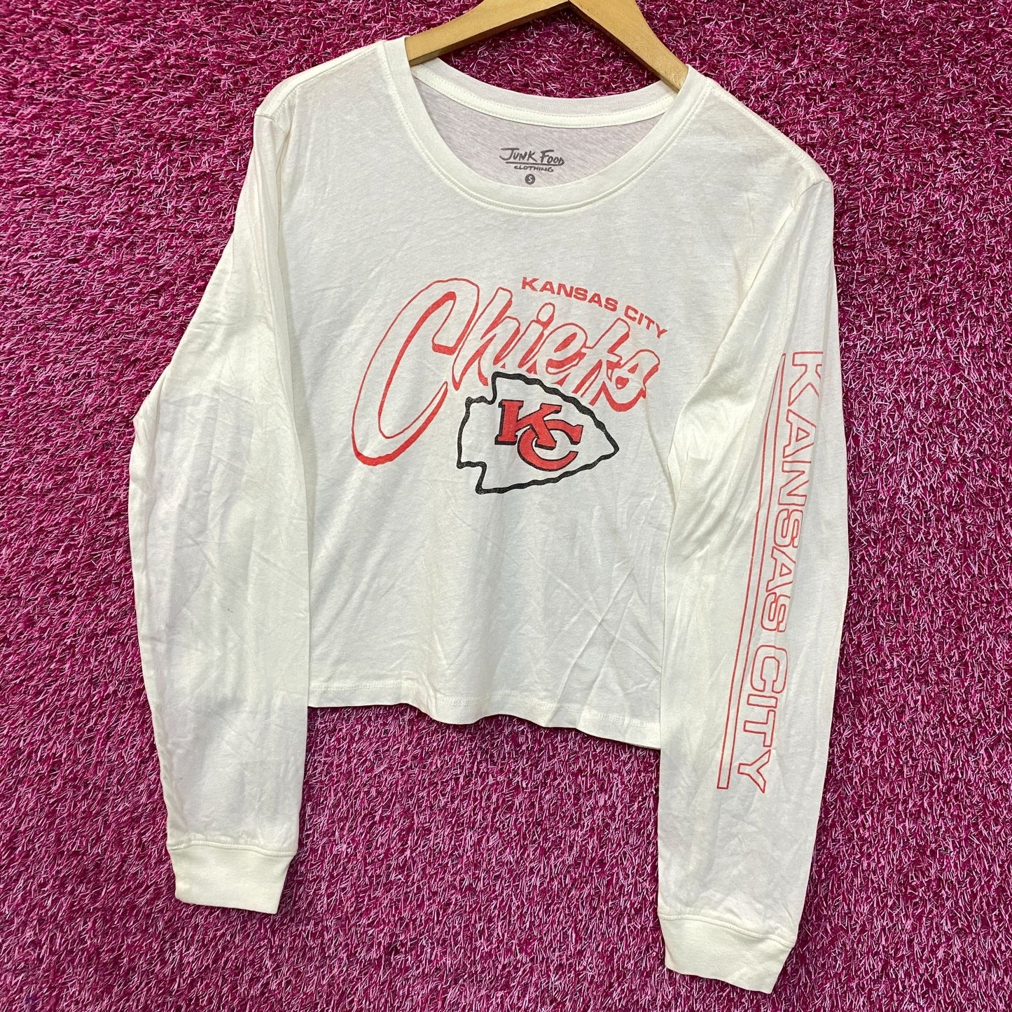 Junk Food NFL Kansas City Chiefs Long Sleeve Cropped T-Shirt Small