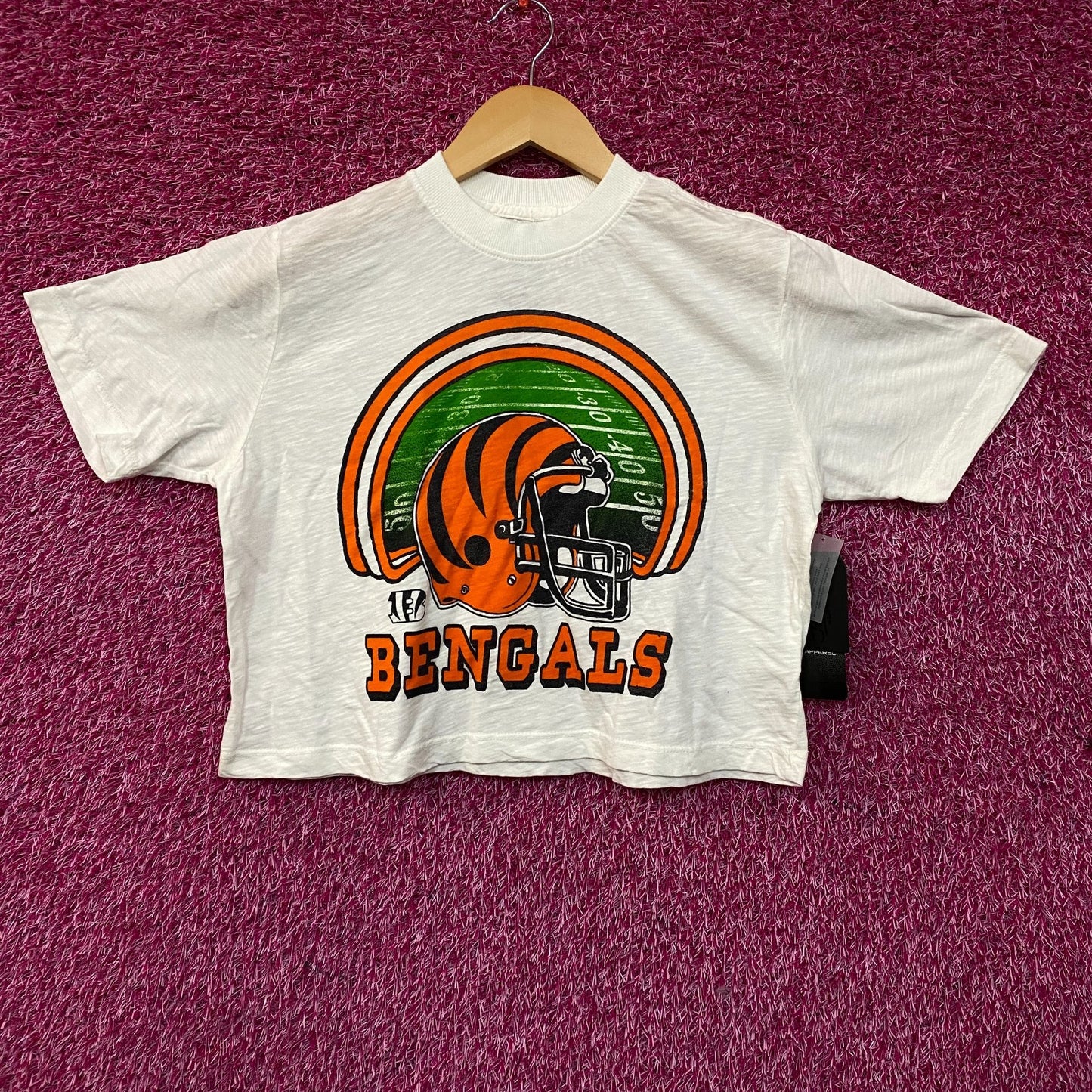 Junk Food Clothing NFL Cincinnati Bengals Game Time Women's Mock Neck Crop Tee XS