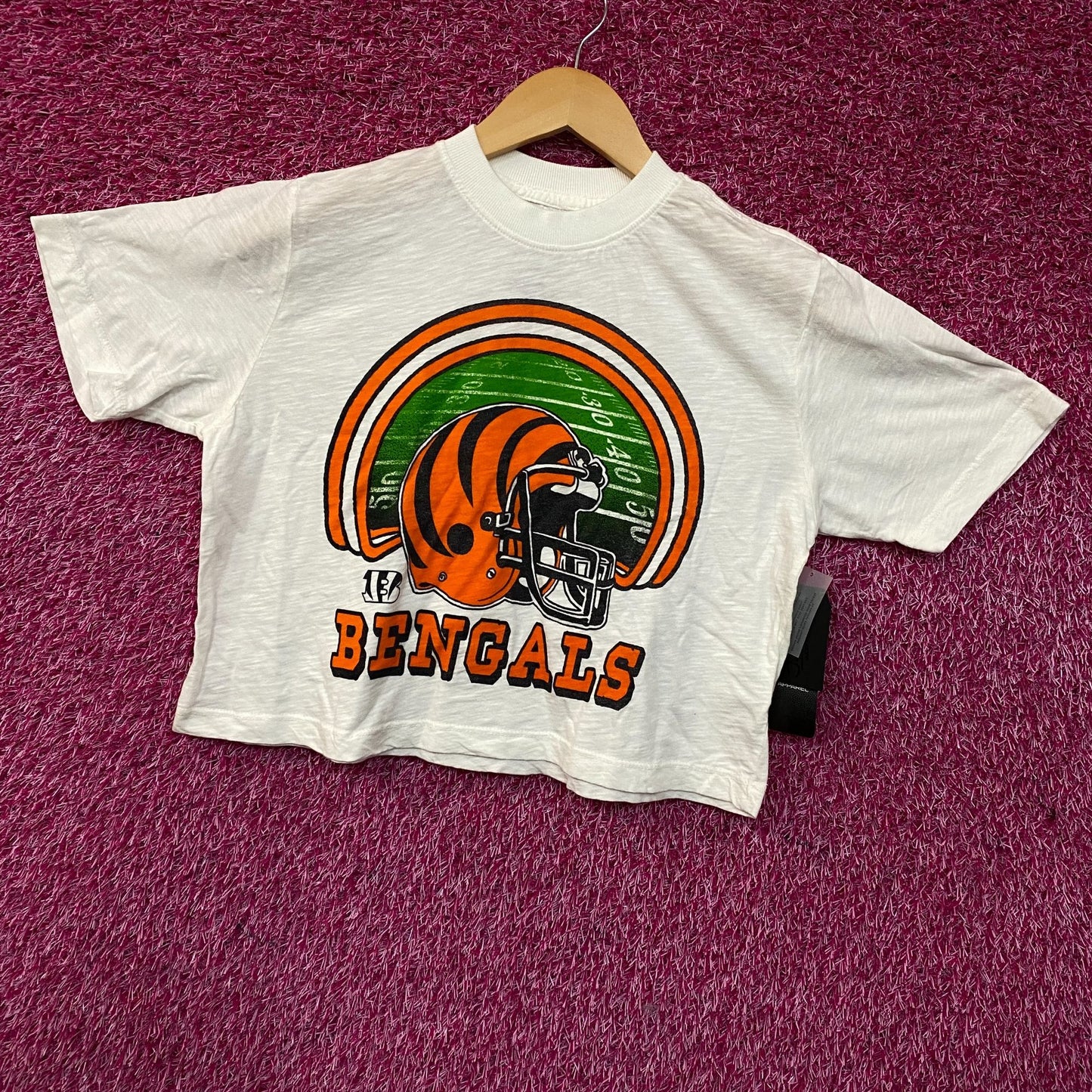 Junk Food Clothing NFL Cincinnati Bengals Game Time Women's Mock Neck Crop Tee XS