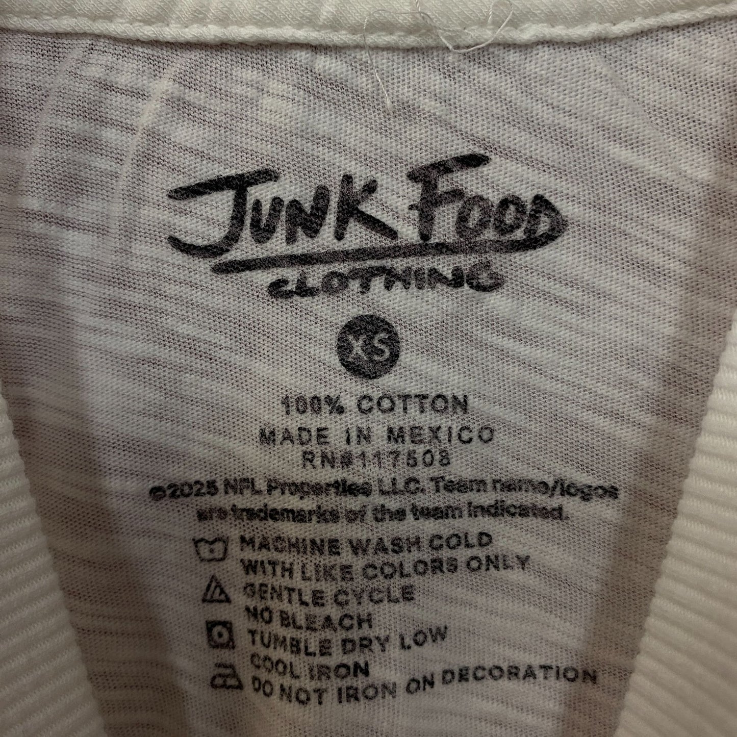 Junk Food Clothing NFL Cincinnati Bengals Game Time Women's Mock Neck Crop Tee XS