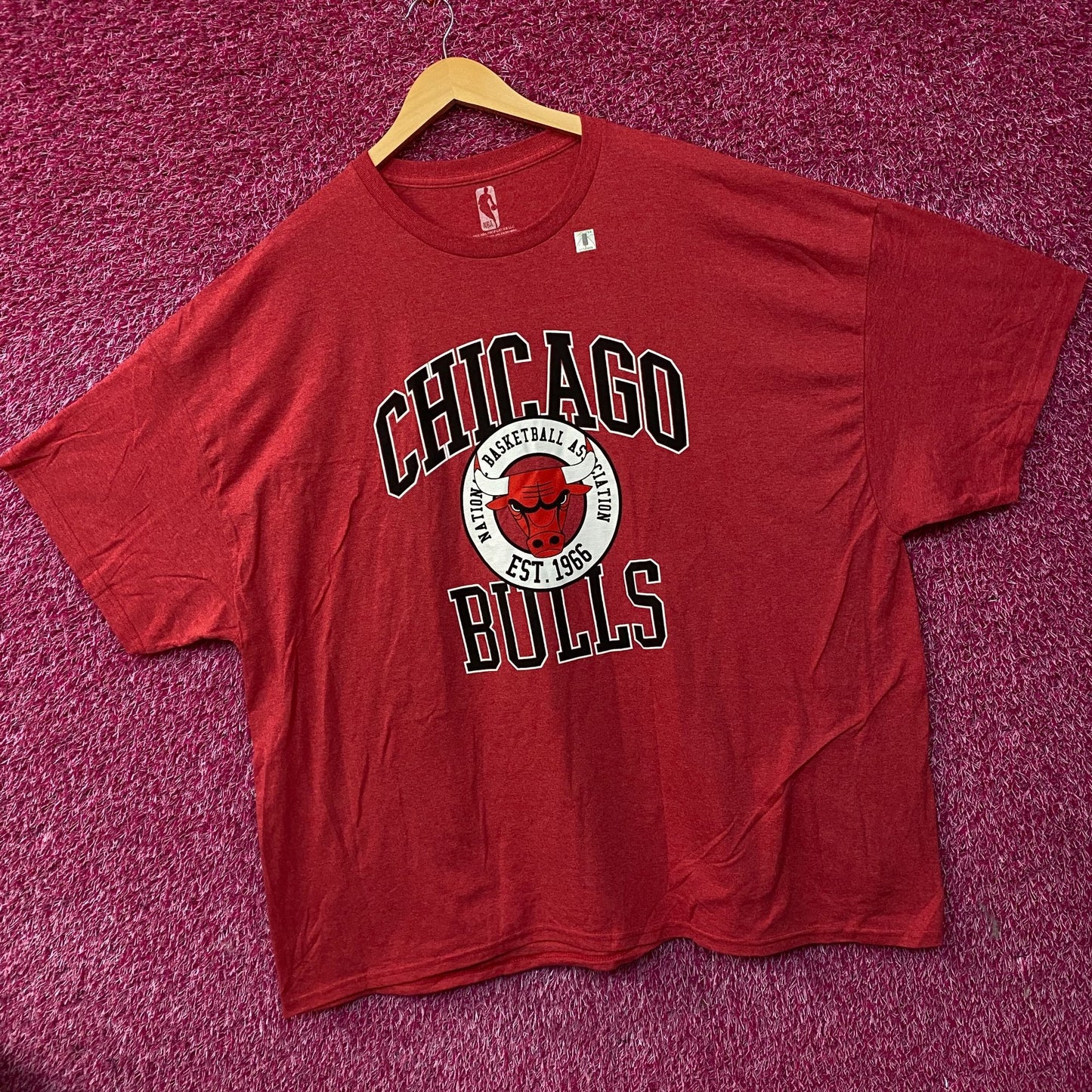 NBA Chicago Bulls Vintage Style Graphic T-Shirt size 4