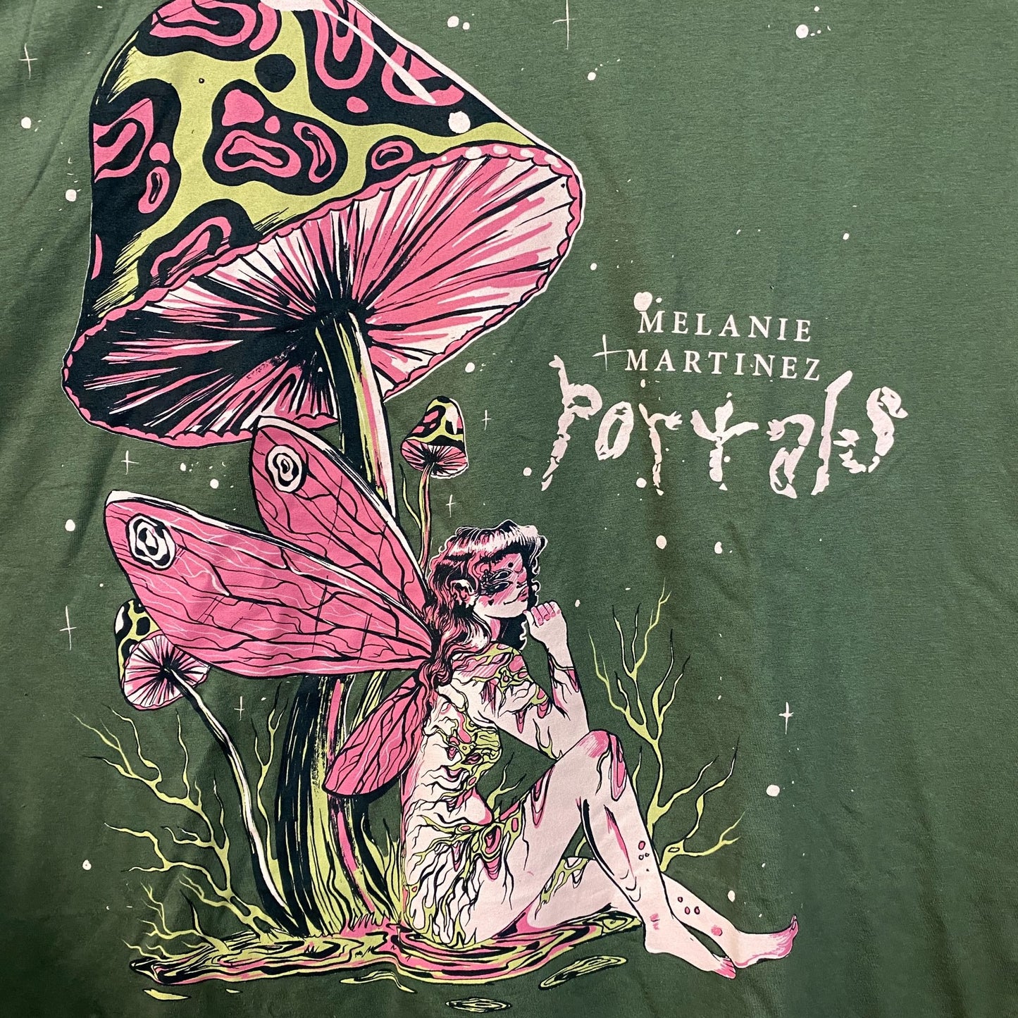 Melanie Martinez Portals Mushroom Pixie Electro-Pop Tee Large