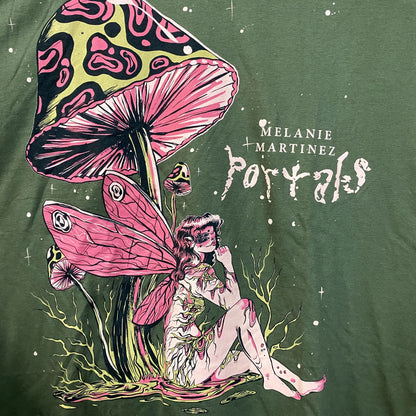 Melanie Martinez Portals Mushroom Pixie Electro-Pop Tee Large