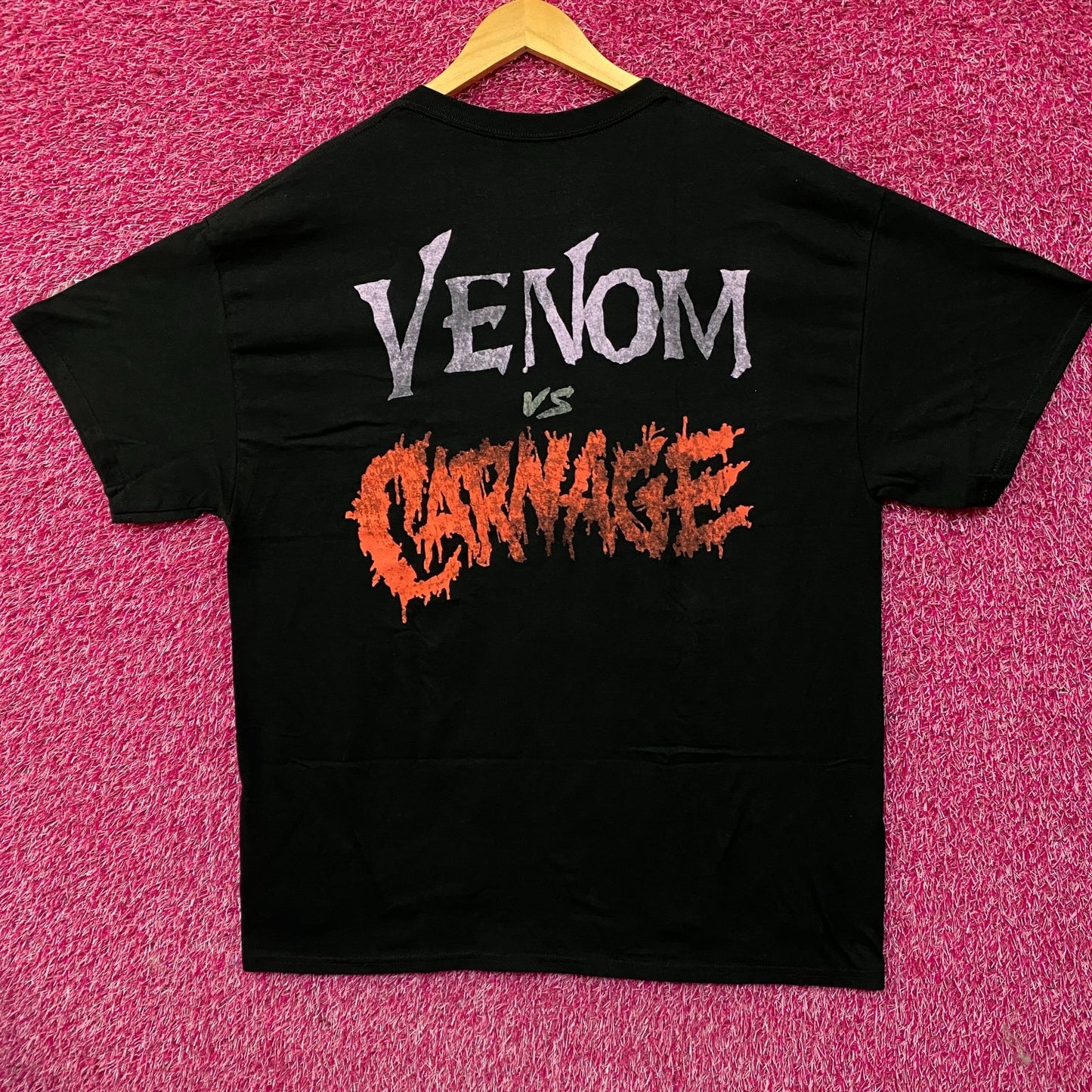Marvel Venom vs. Carnage Battle of Symbiotes Tee XL