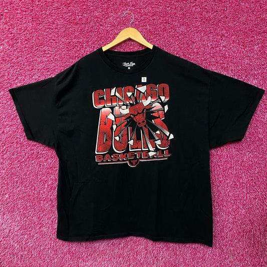 Junk Food Clothing Chicago Bulls Break Through Graphic T-Shirt 2XL