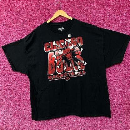 Junk Food Clothing Chicago Bulls Break Through Graphic T-Shirt 2XL