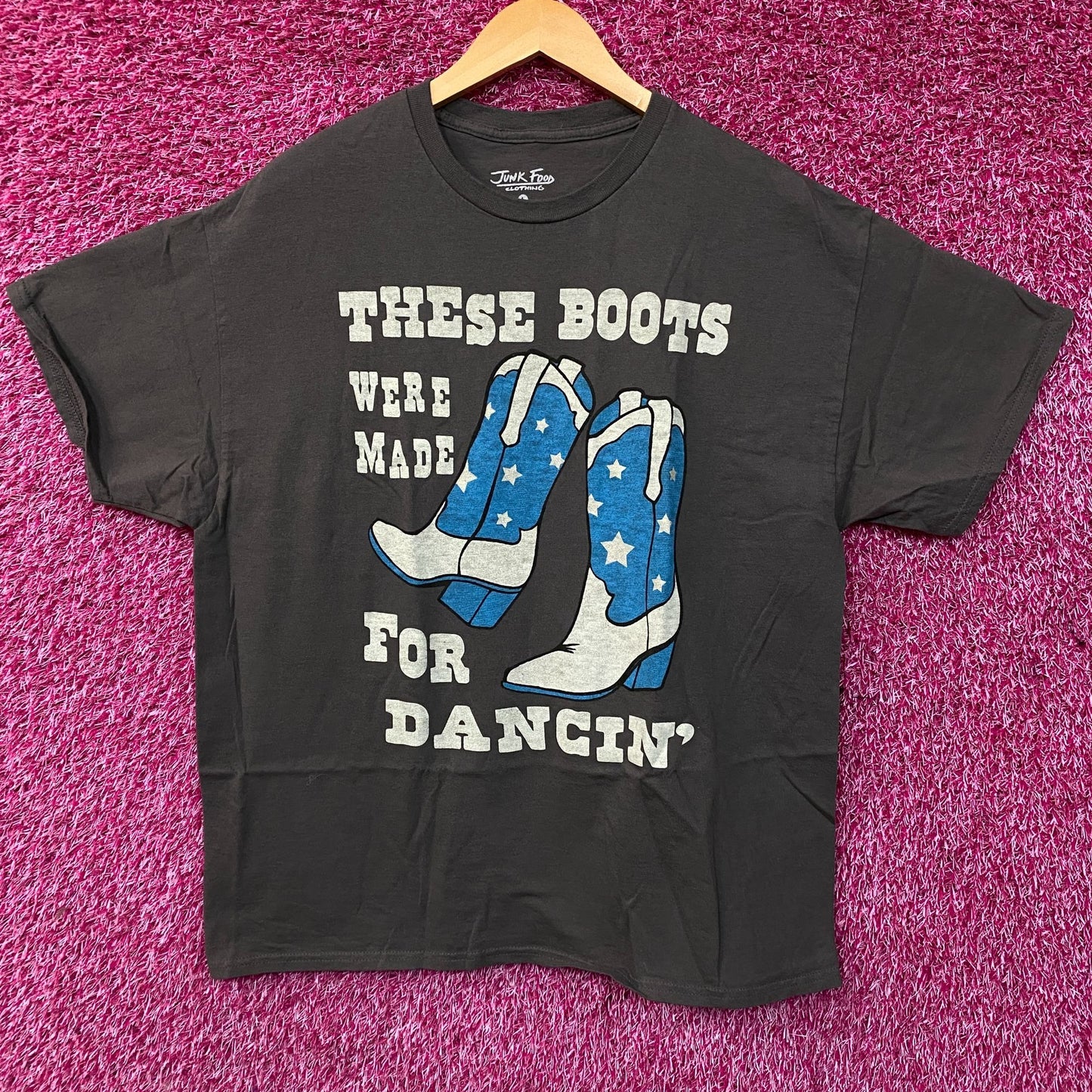 Junk Food These Boots Were Made For Dancin' Easy Graphic Women's Tee Large