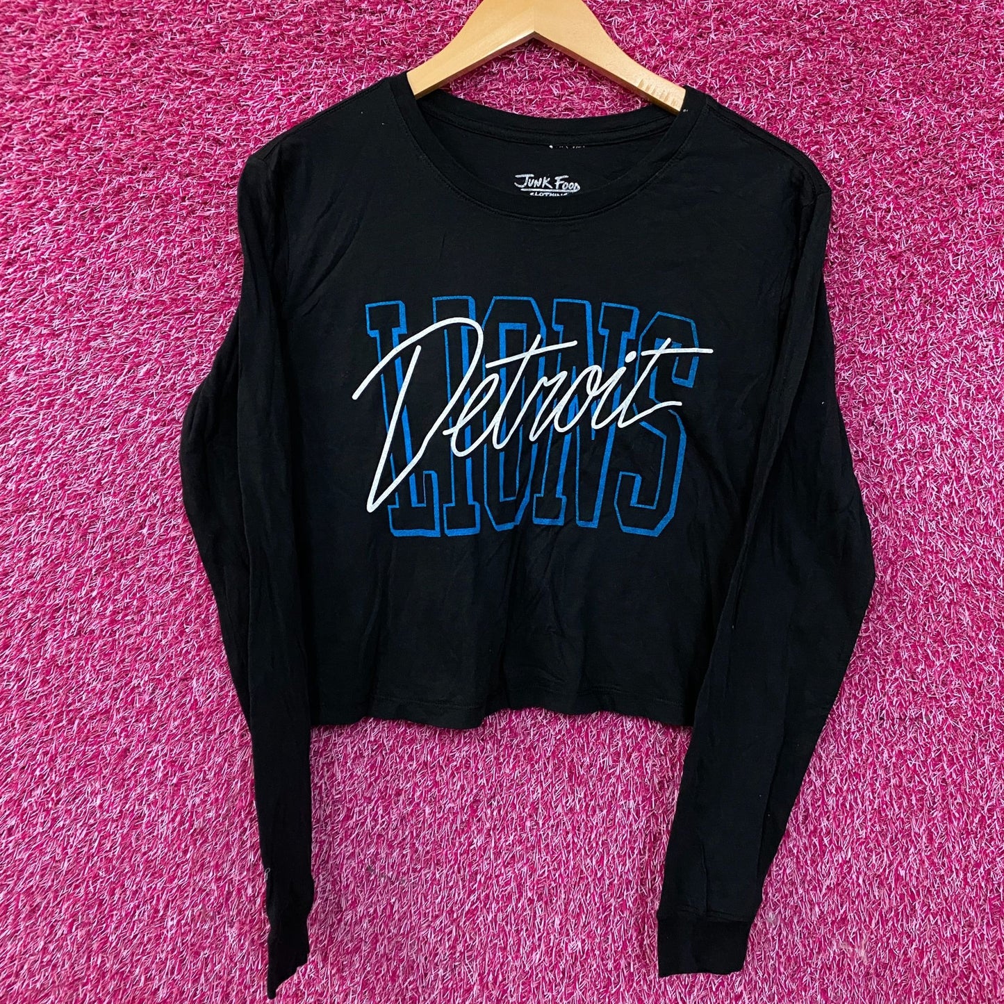 Junk Food Clothing Detroit Lions Women's Long Sleeve Crop Top XS