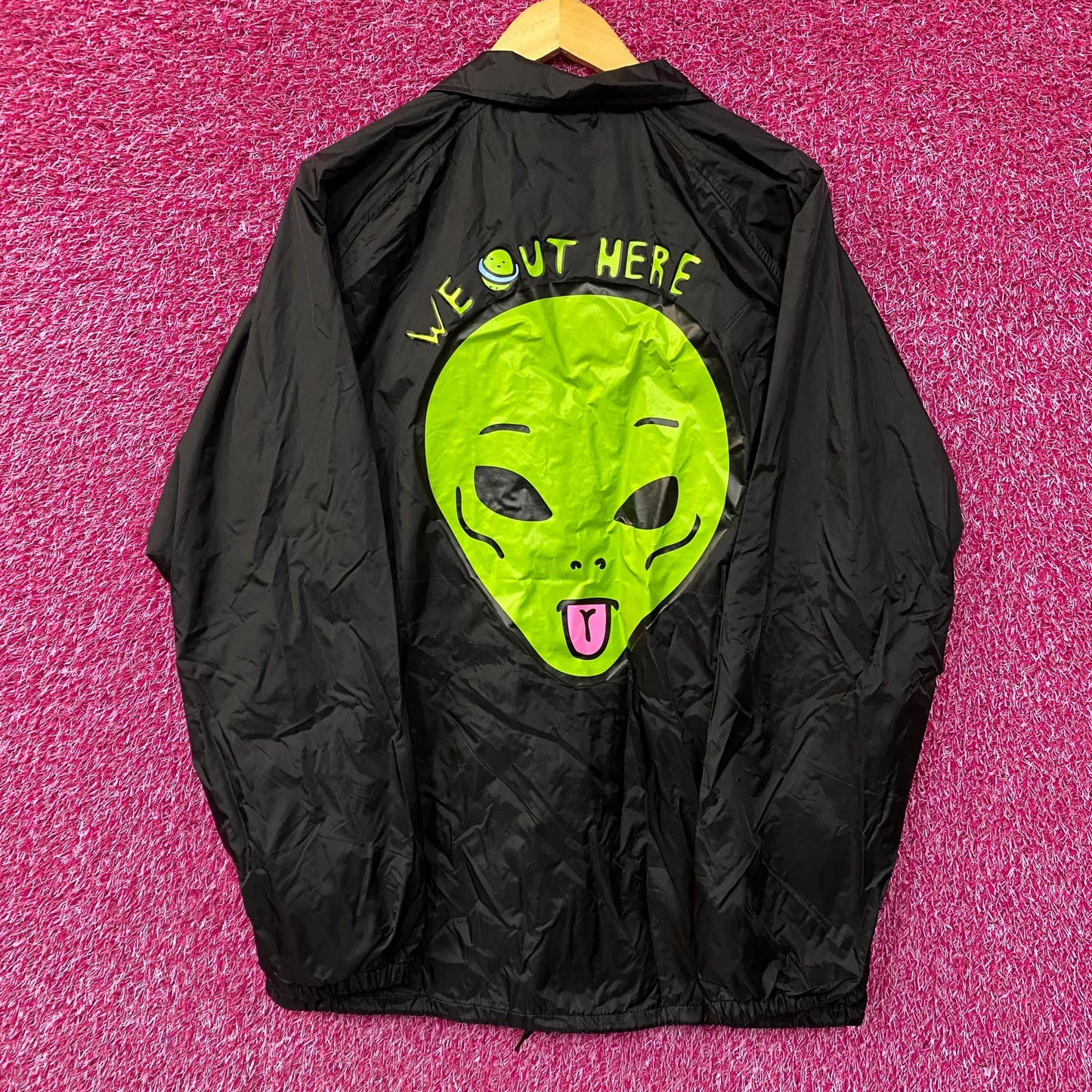 RIPNDIP We're Outta Here! Alien Winbreaker size XL