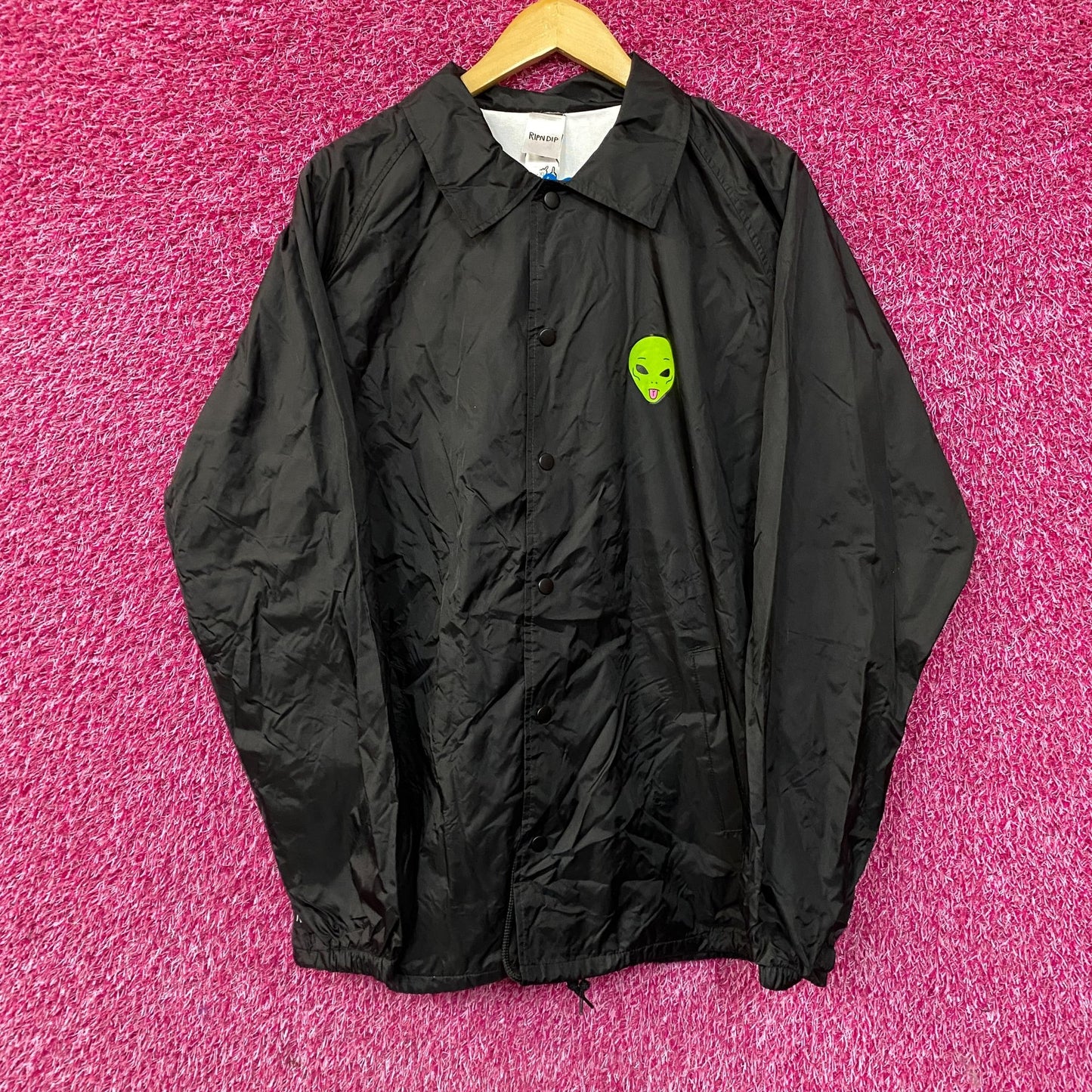 RIPNDIP We're Outta Here! Alien Winbreaker size XL
