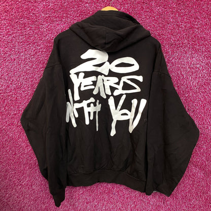 R20 "Rhenna" Rihanna 20-Year Anniversary Merch Collection Hoodie Large