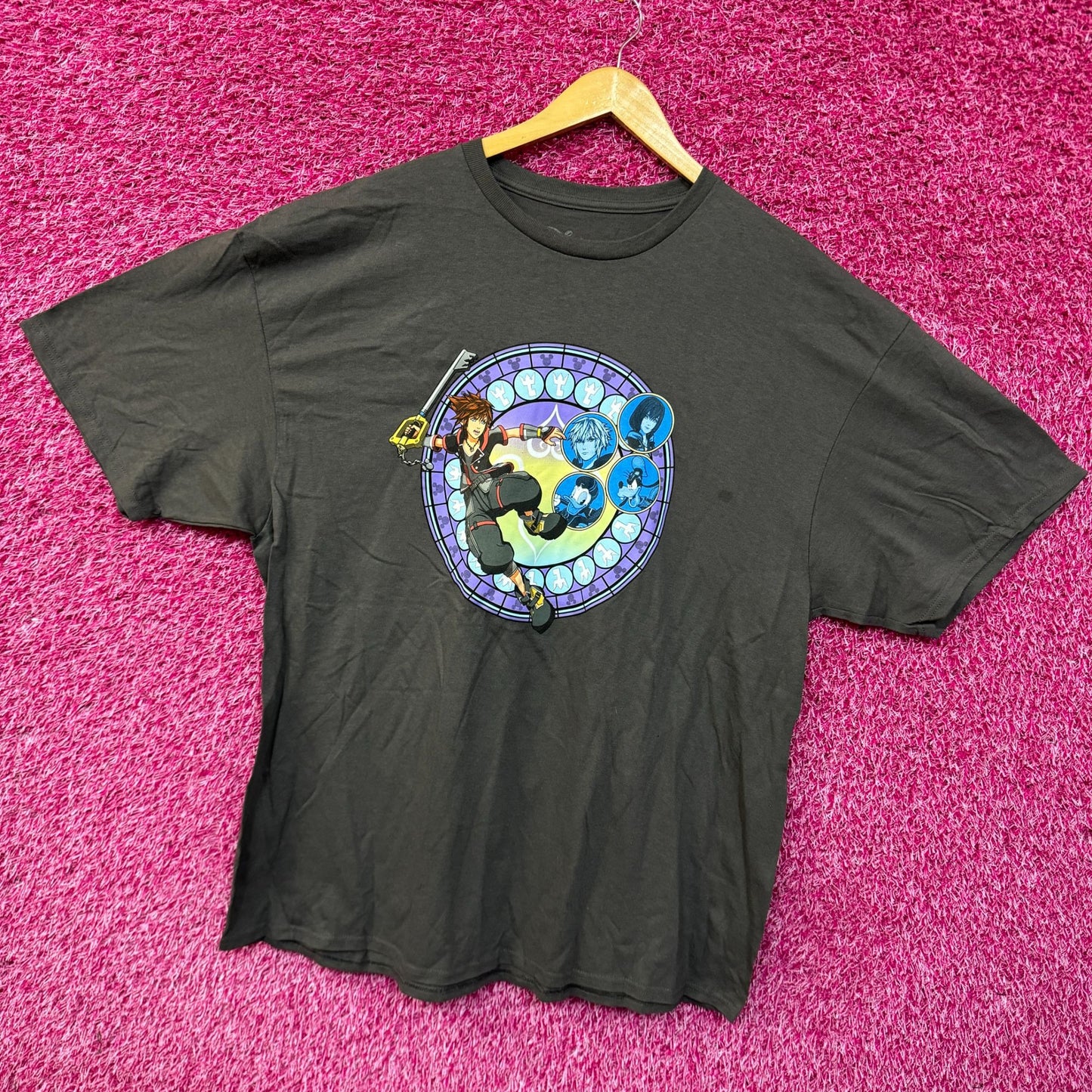 Kingdom Hearts Sora stained glass T-shirt size 2XL.