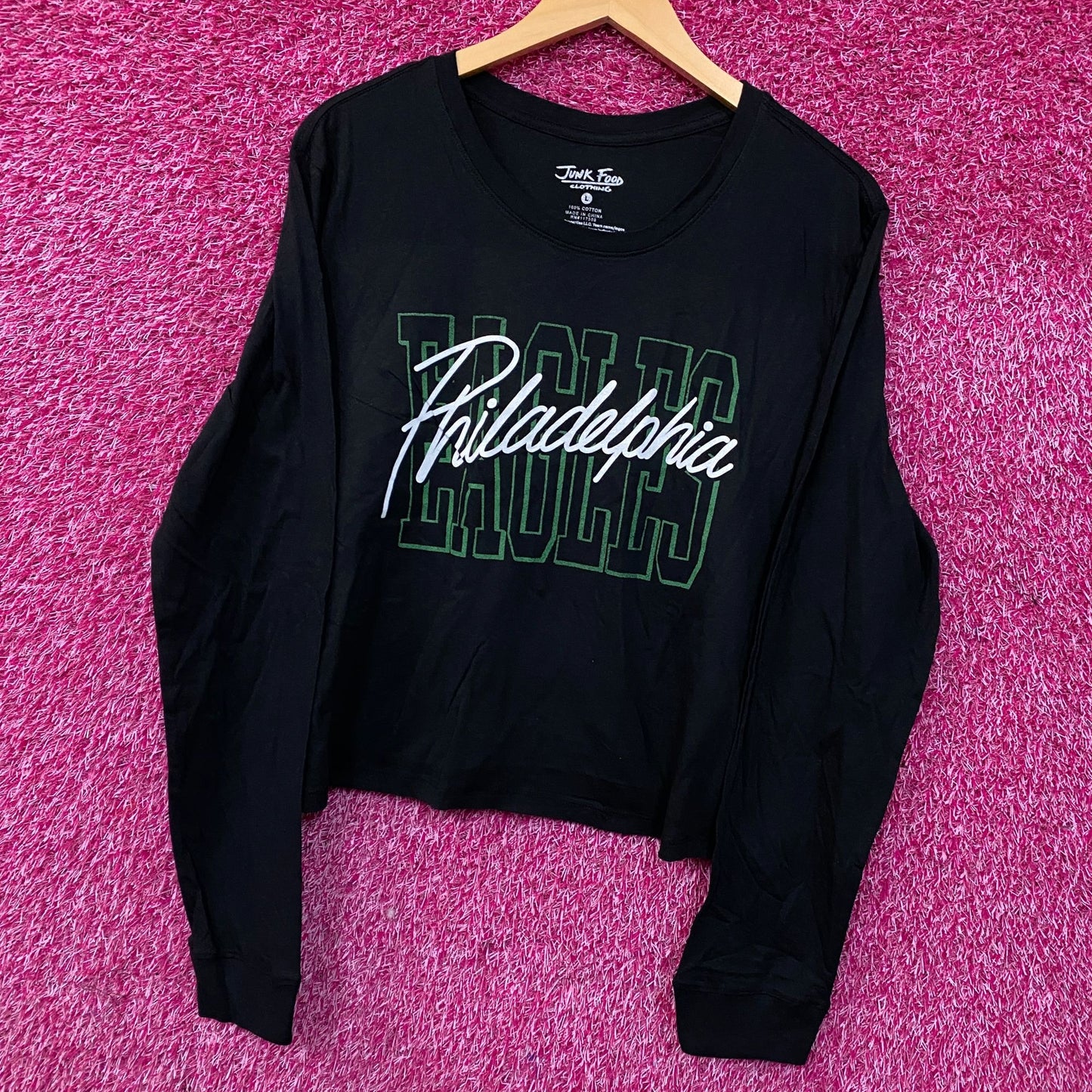 Junk Food Clothing Philadelphia Eagles Timeout Long Sleeve Crop Tee Large