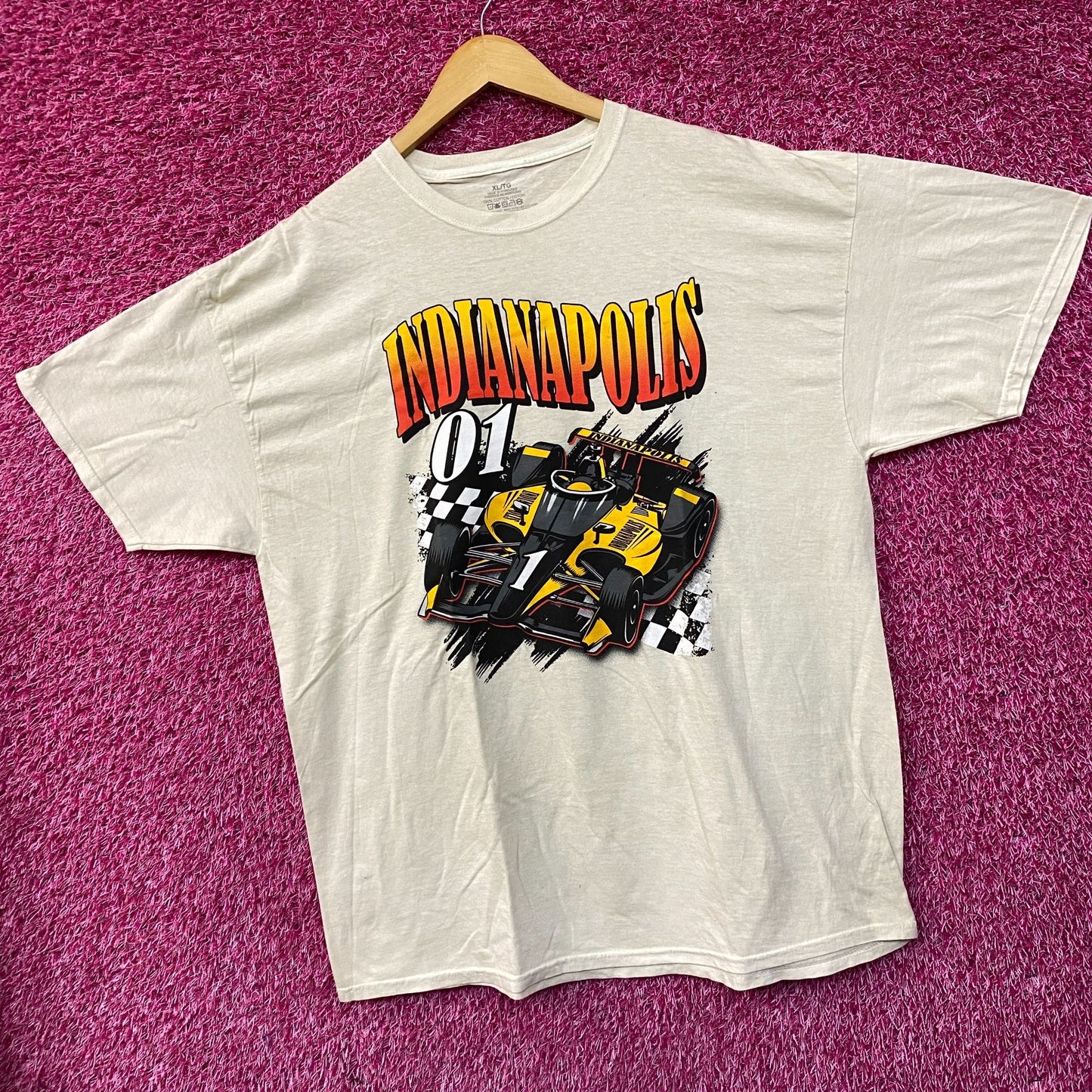 Indianapolis 01 Race Car T-Shirt Size Extra Large
