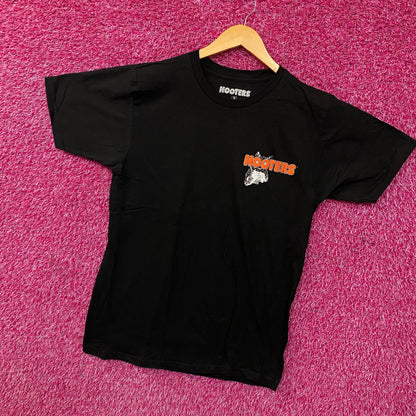 Hooters Racing Delightfully Tacky Since '83 Graphic T-Shirt Medium