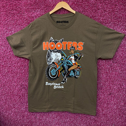 Hooters Daytona Beach Motorcycle Club T-Shirt Large