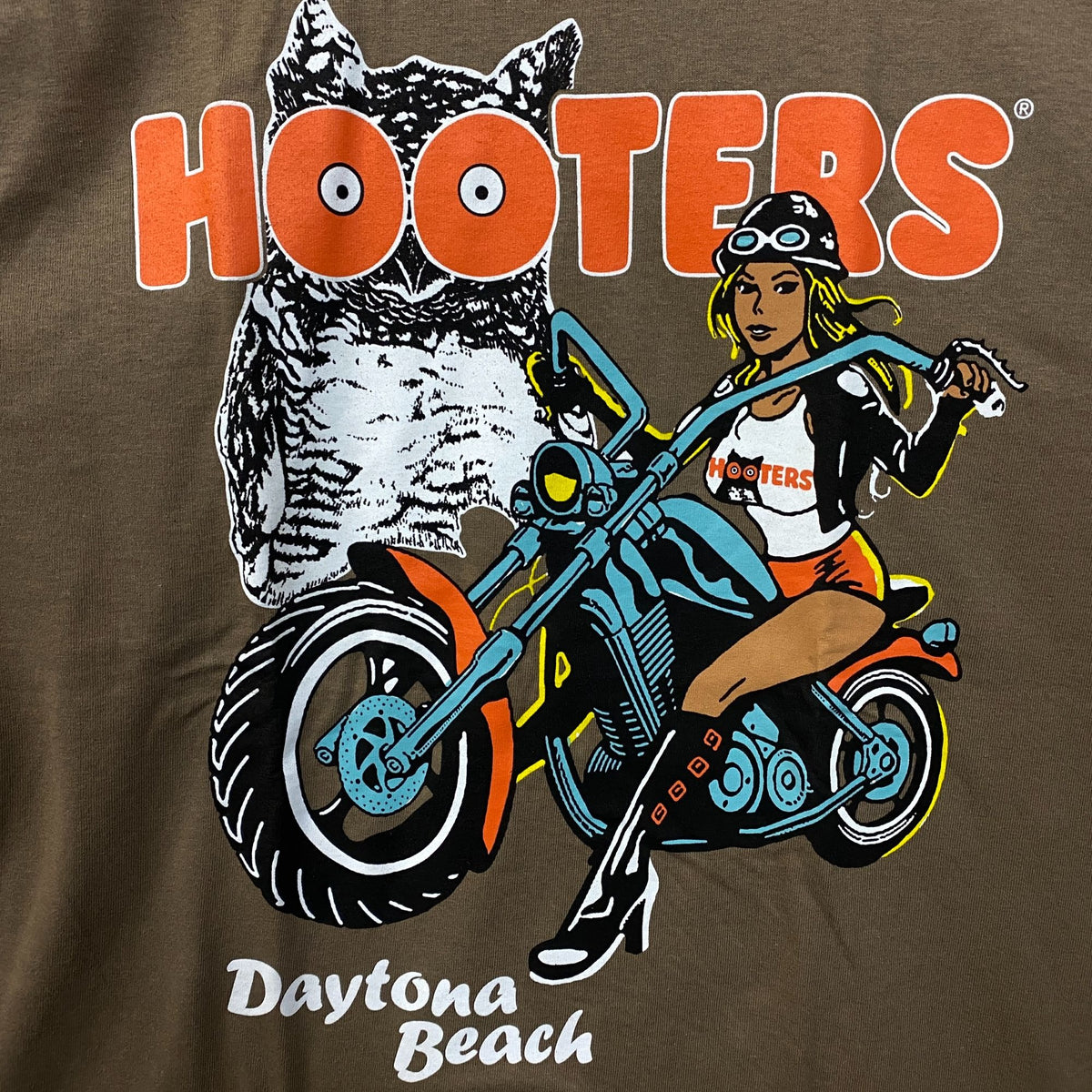 Hooters Daytona Beach Motorcycle Club T-Shirt Large