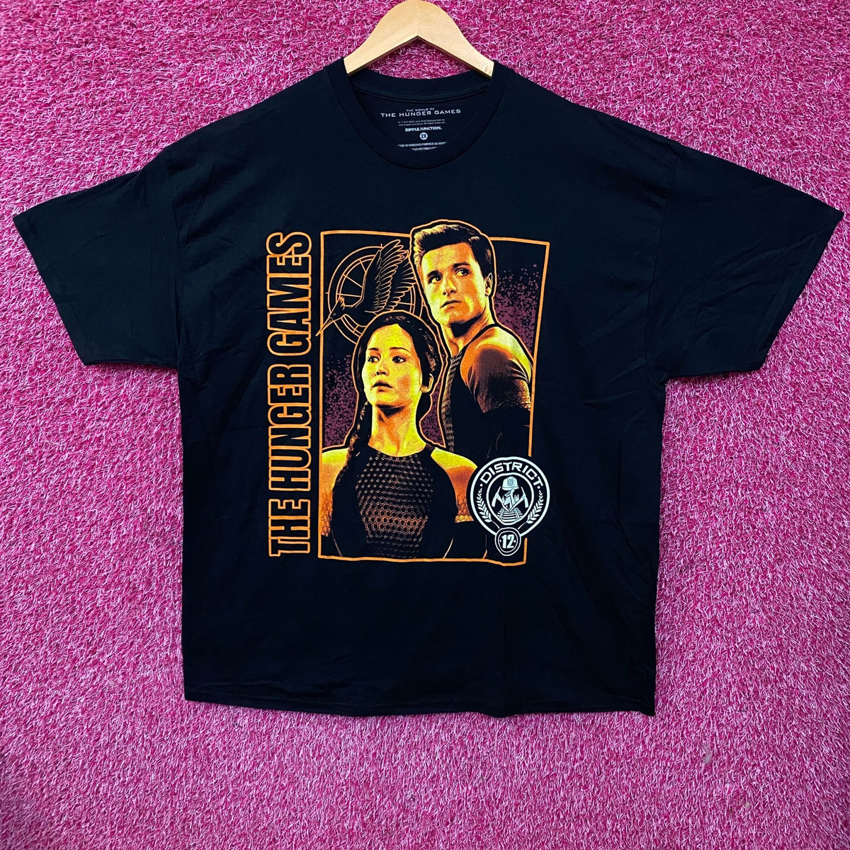 The Hunger Games Katniss & Peeta District 12 Graphic T-Shirt 2XL