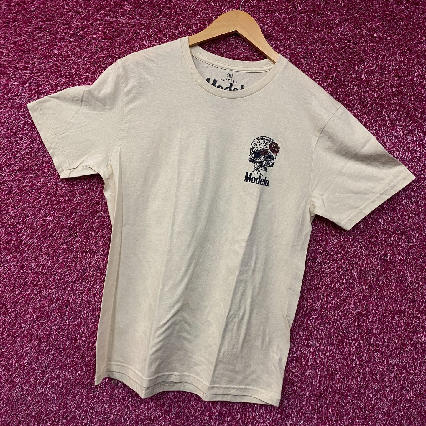 Modelo Viva La Tradicion Dia De Los Muertos Sugar Skull T-Shirt Medium