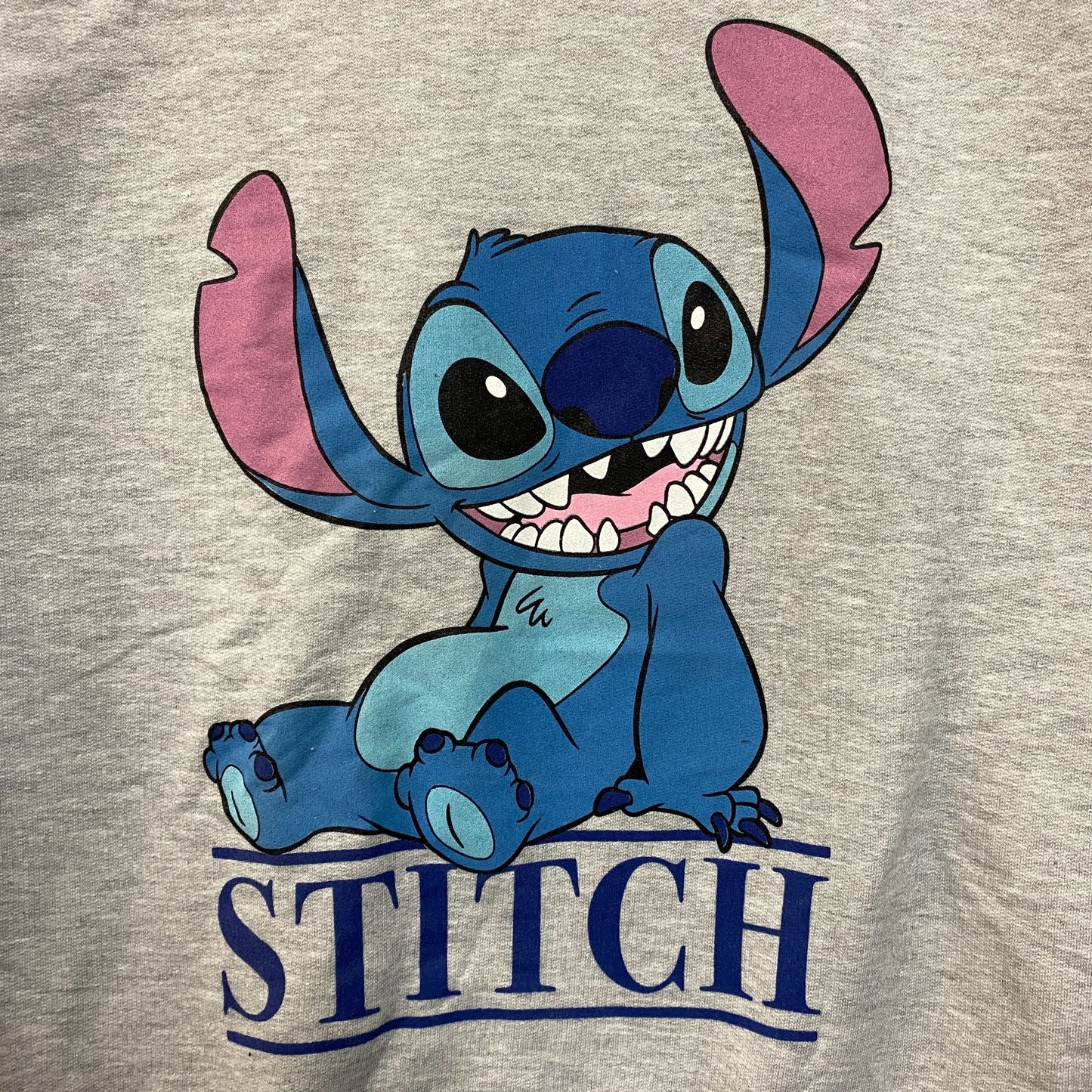 Happy Stitch Disney Animated Movie Lilo & Stitch Crewneck XL