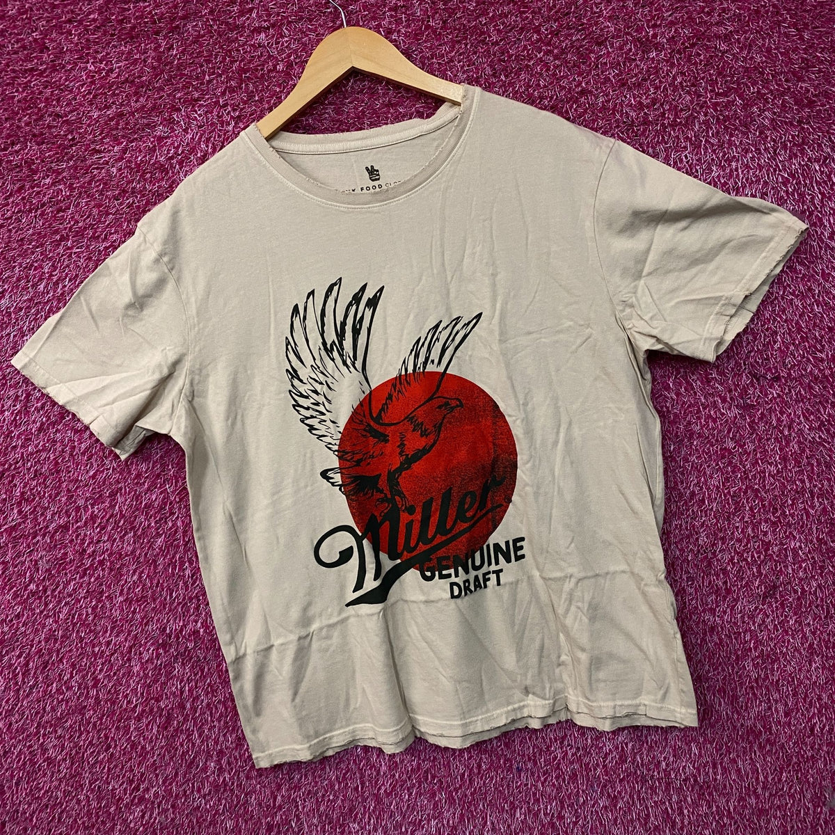 Junk Food Clothing Miller Genuine Draft Vintage Style Eagle Logo Graphic T-Shirt XL