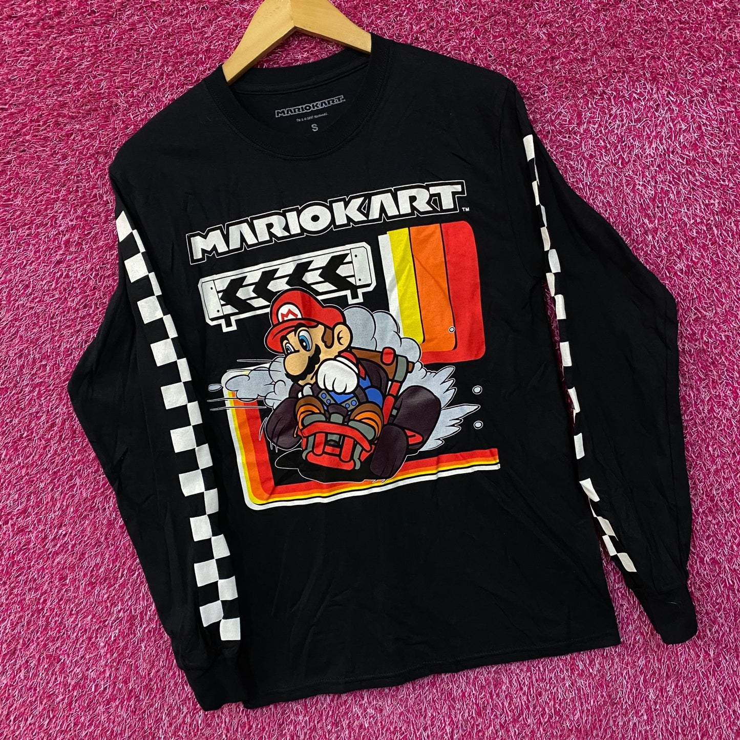 Nintendo Mario Kart 90's Art Graphic Design Long Sleeve T-Shirt Small