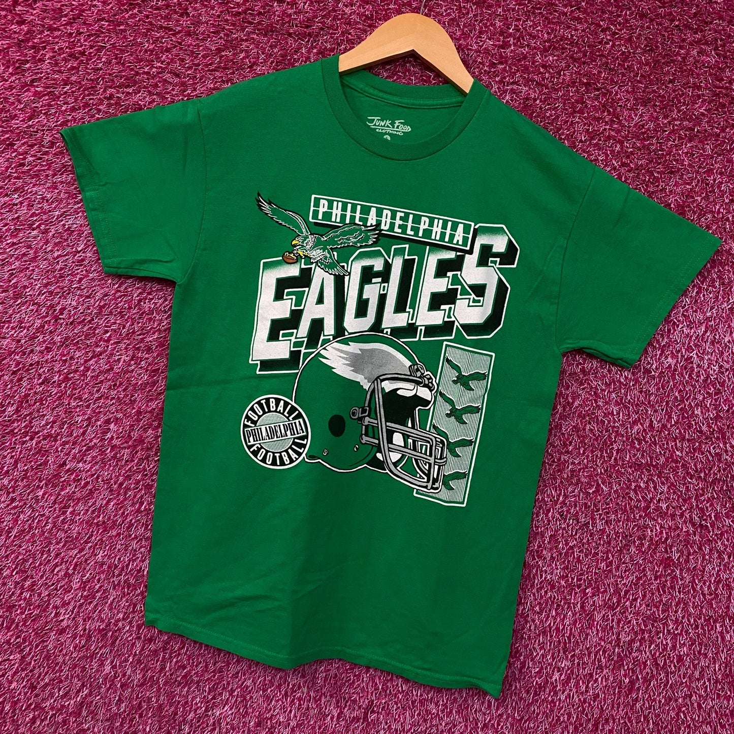 Junk Food Philadelphia Eagles Checkdown Flea Market Tee Small
