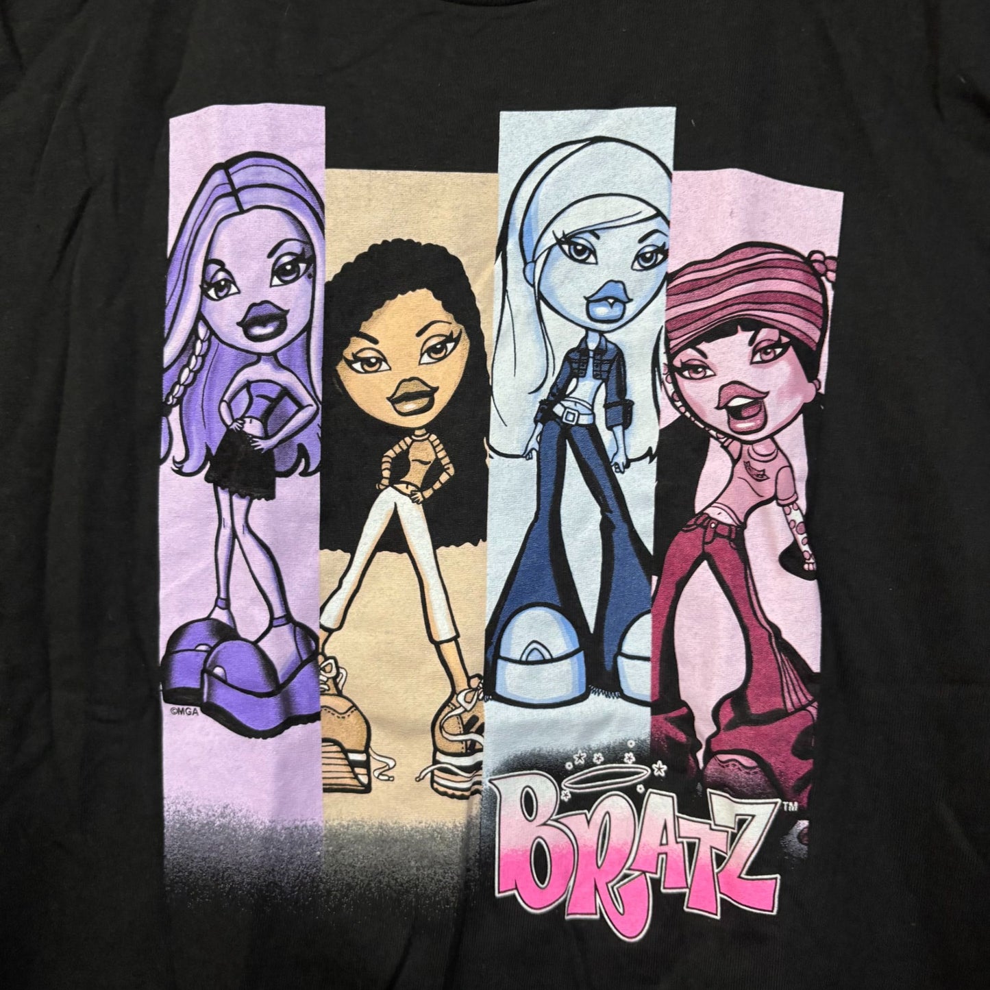 Bratz Dolls Retro Graphic Design T-Shirt Small