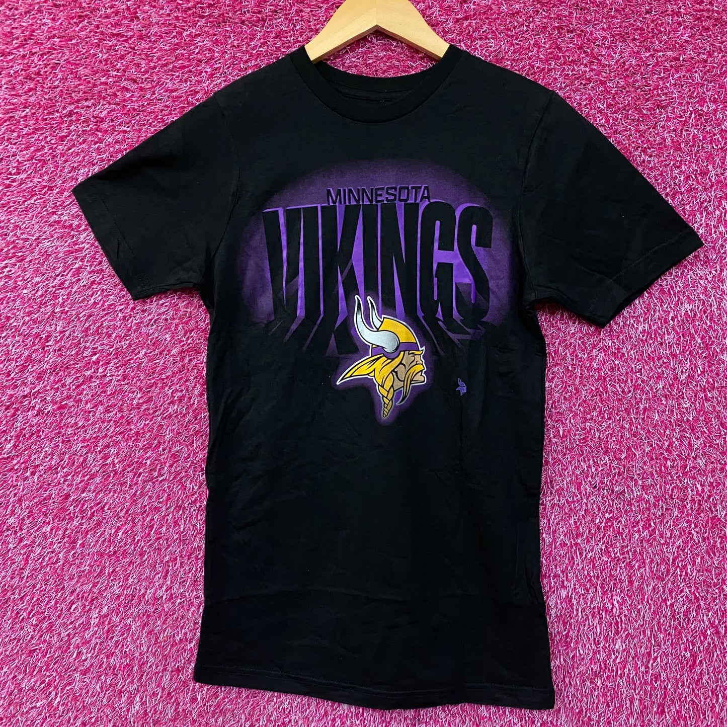 FOCO NFL Minnesota Vikings Logo Graphic T-Shirt Small
