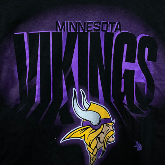 FOCO NFL Minnesota Vikings Logo Graphic T-Shirt Small