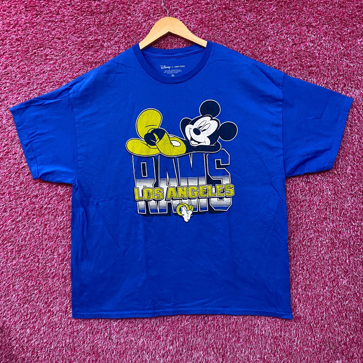 Junk Food x NFL DInsey Mickey Mouse Kick Back Los Angeles Rams T-Shirt XL