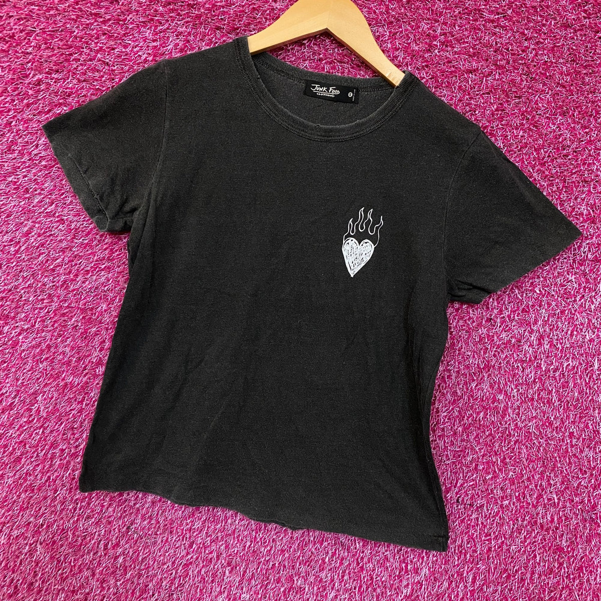 Junk Food Clothing Women's Burning Love Original Vintage Style Tee Medium