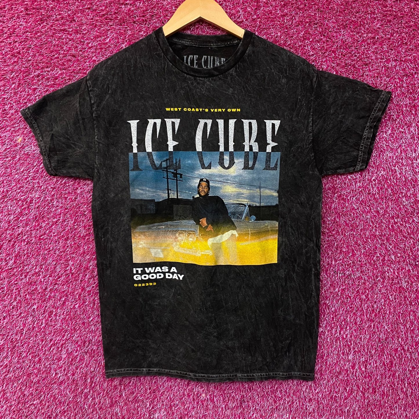 Ice Cube It Was A Good Day Graphic T-Shirt Medium