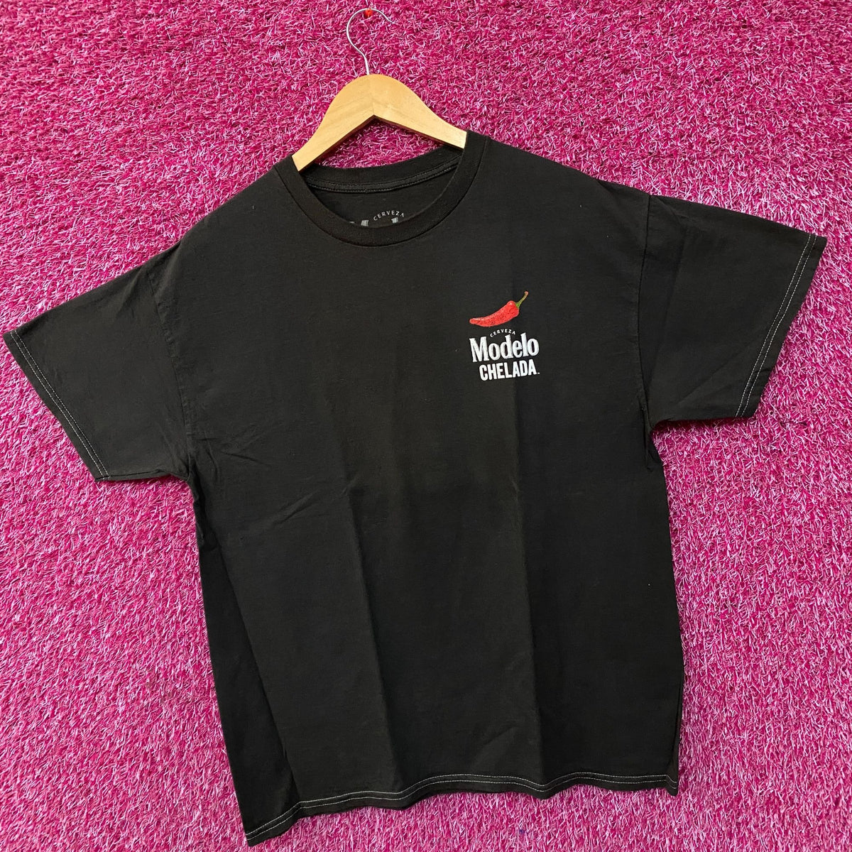 Modelo Chelada Tshirt size Medium