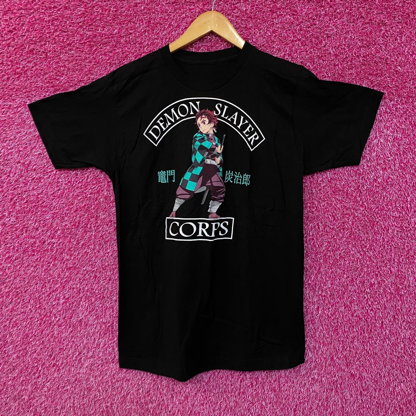 Demon Slayer Corps Tanjiro Tshirt size medium