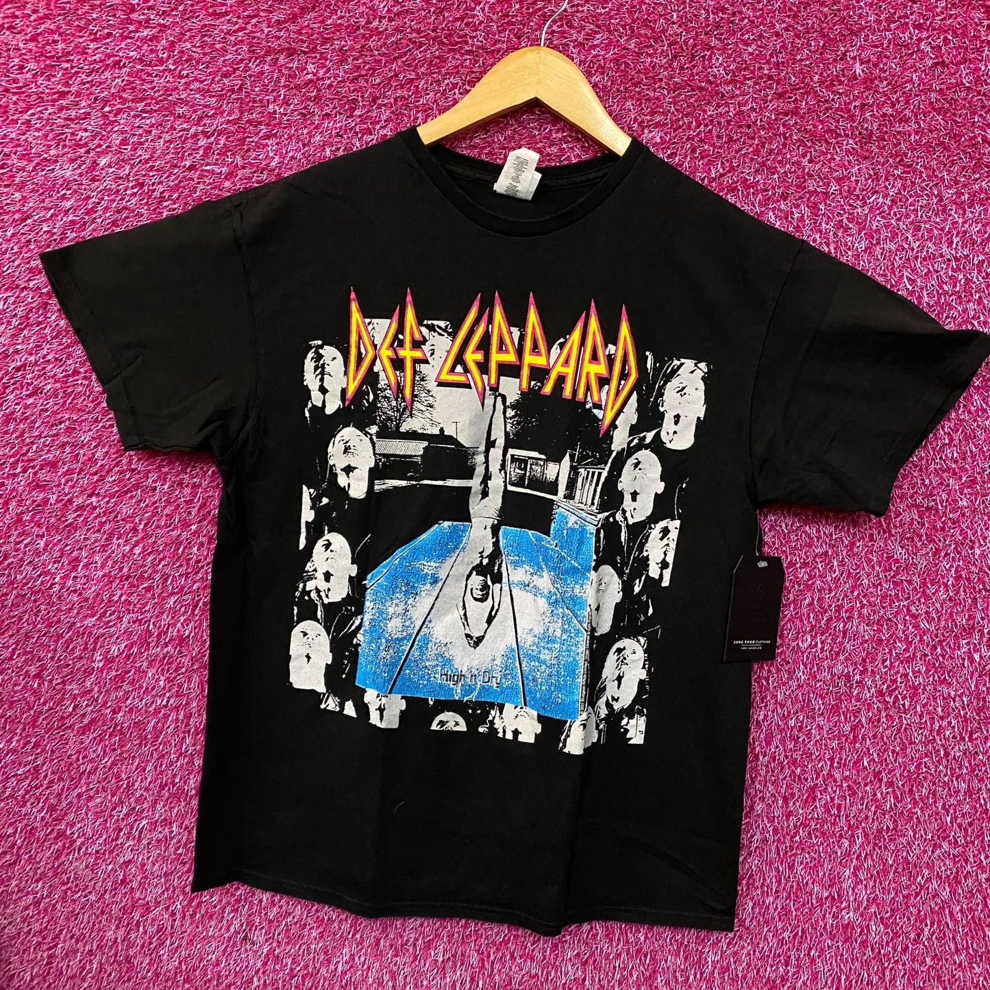 Def Leppard "High 'n' Dry" Album Cover Rock Band T-Shirt Medium