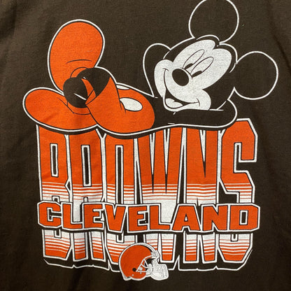 Junk Food x NFL Disney Mickey Mouse Kick Back Browns Cleveland Brown Shirt Small