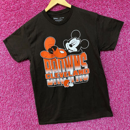 Junk Food x NFL Disney Mickey Mouse Kick Back Browns Cleveland Brown Shirt Small