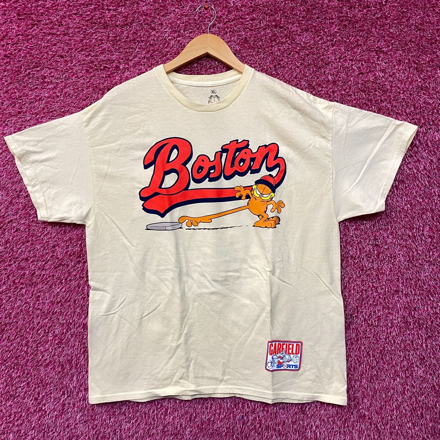 Garfield Boston Baseball Cartoon Graphic Design T-Shirt XL