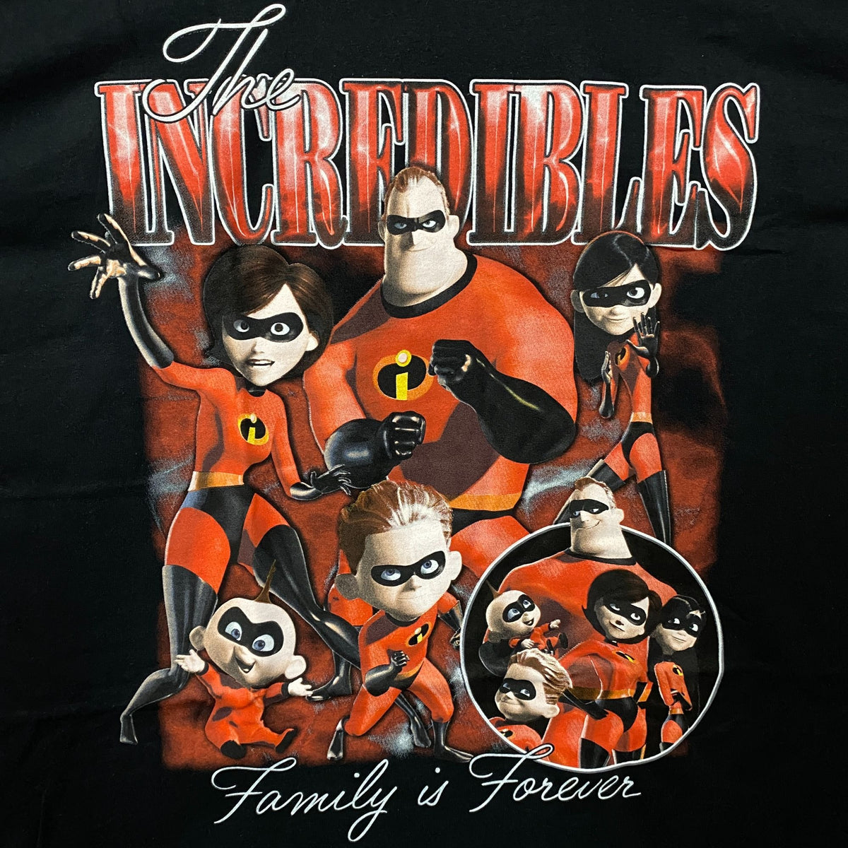 The Incredibles "Family is Forever" Graphic T-Shirt 2XL
