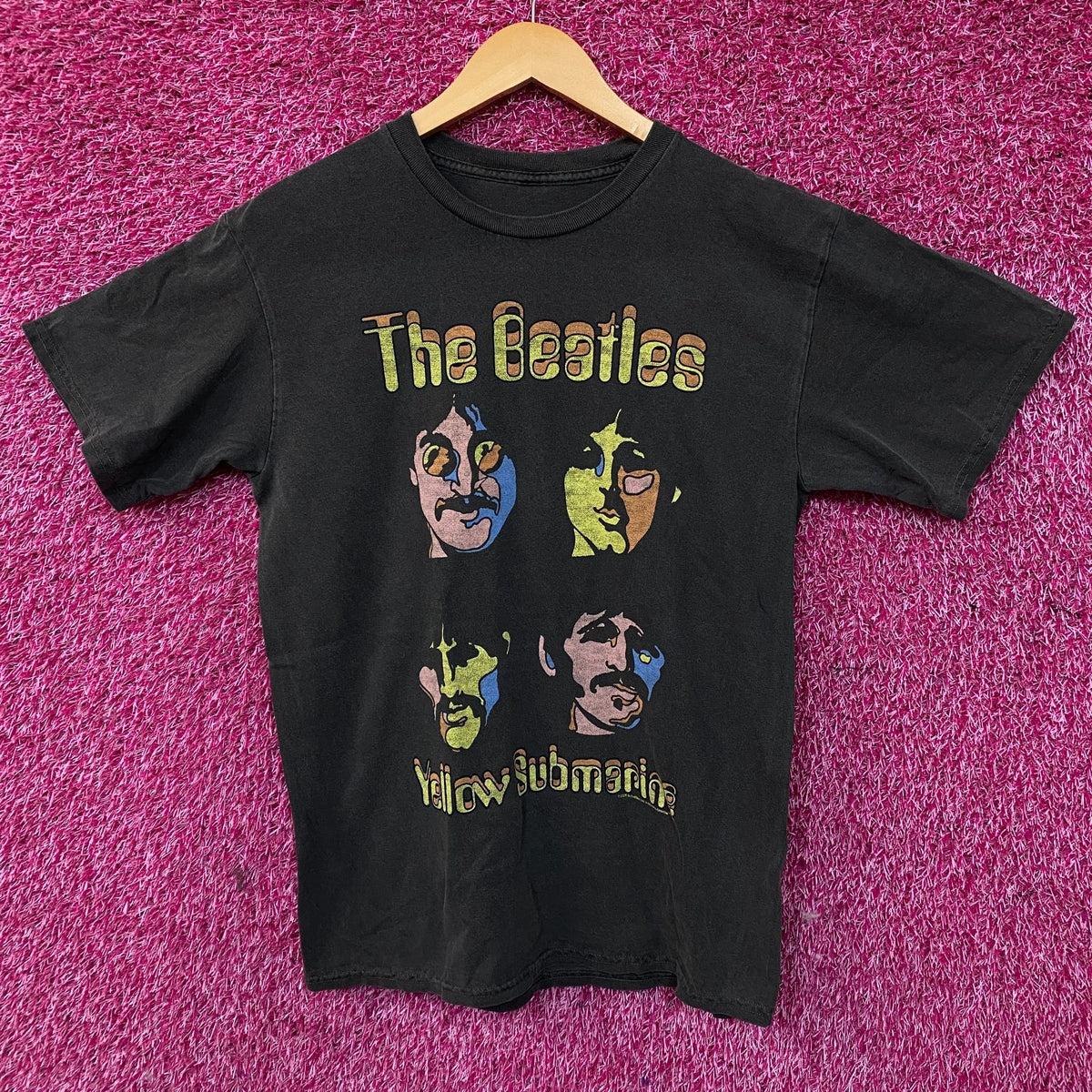 The Beatles Yellow Submarine Graphic T-Shirt Medium