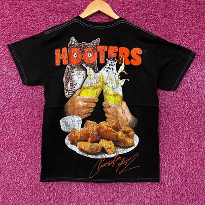 Hooters Clearwater Promotional Graphic T-Shirt Medium