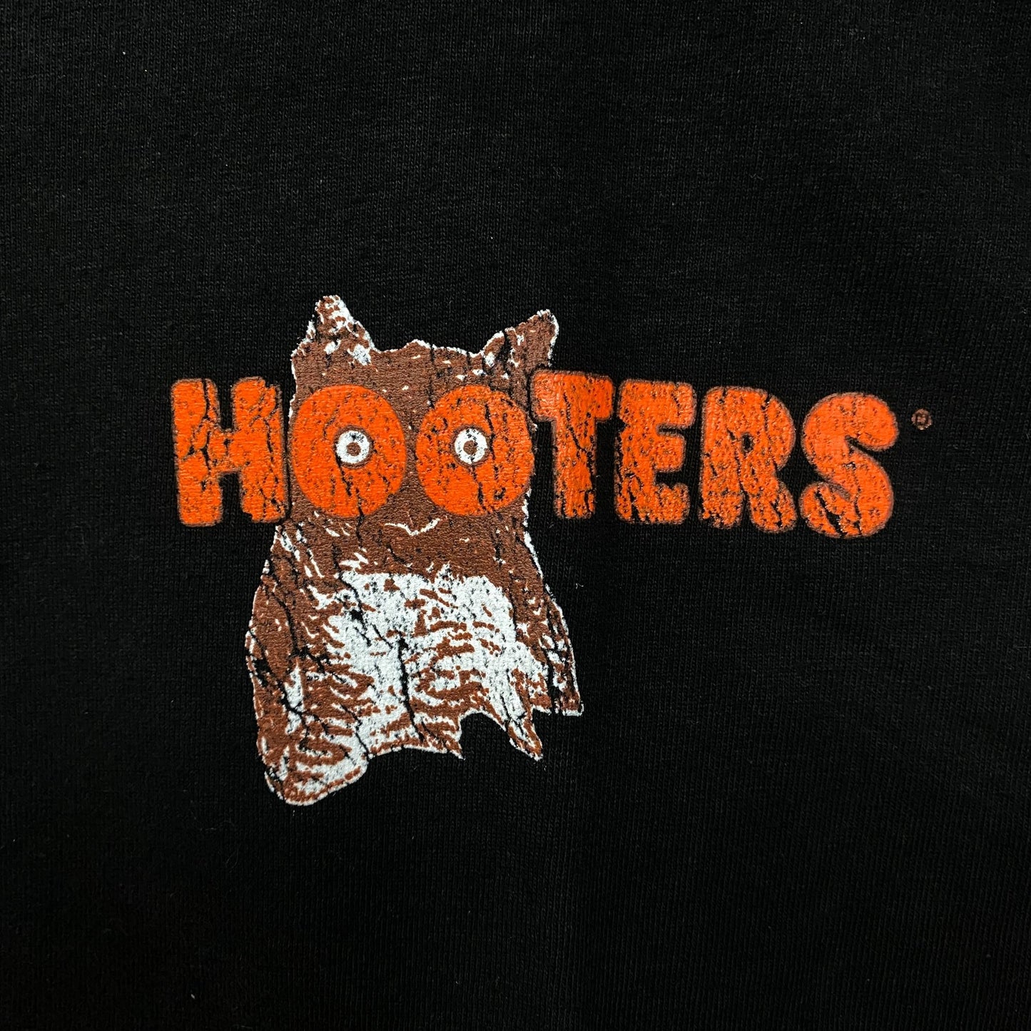 Hooters Clearwater Promotional Graphic T-Shirt Medium