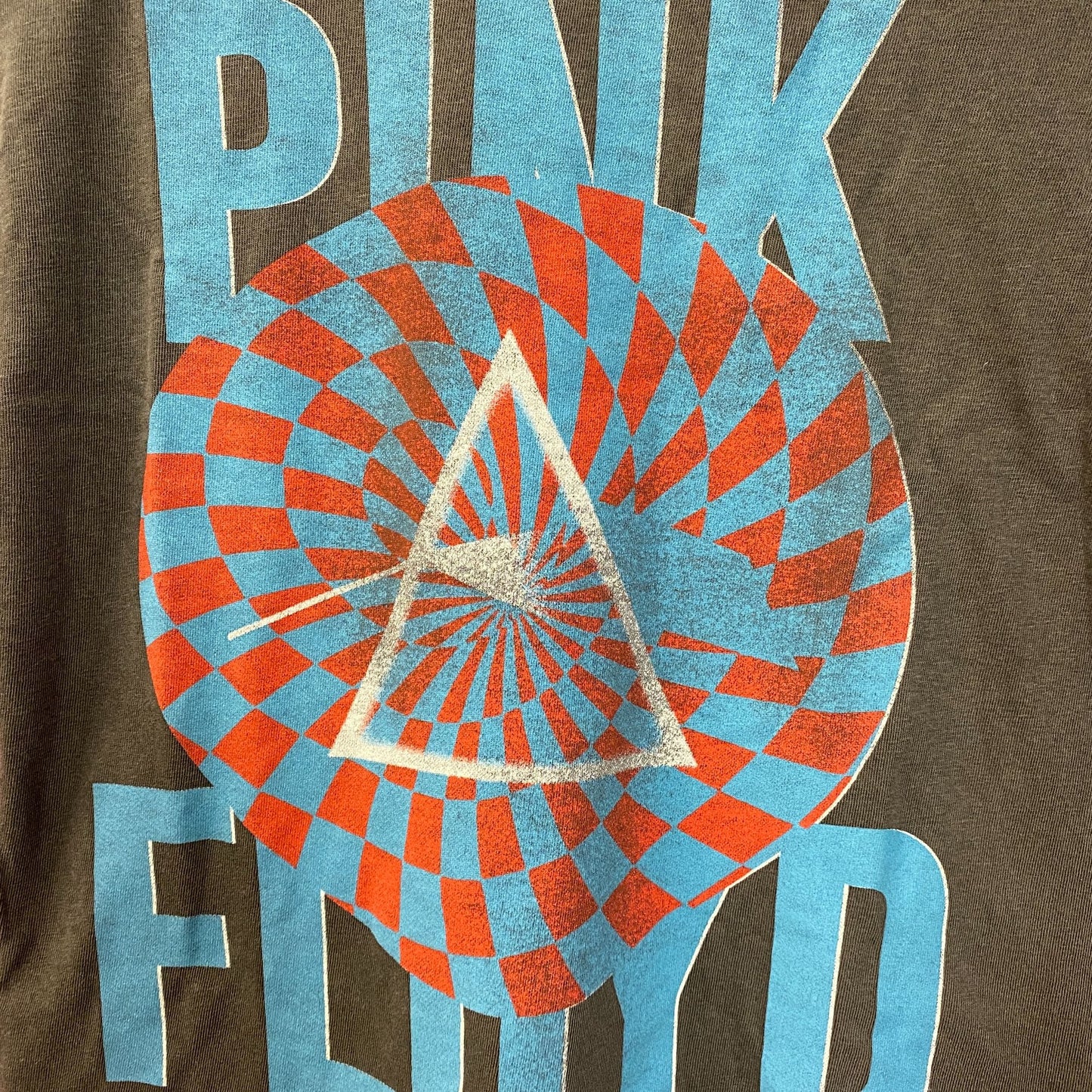 Junk Food Pink Floyd Circle Pattern Vintage T-Shirt Small