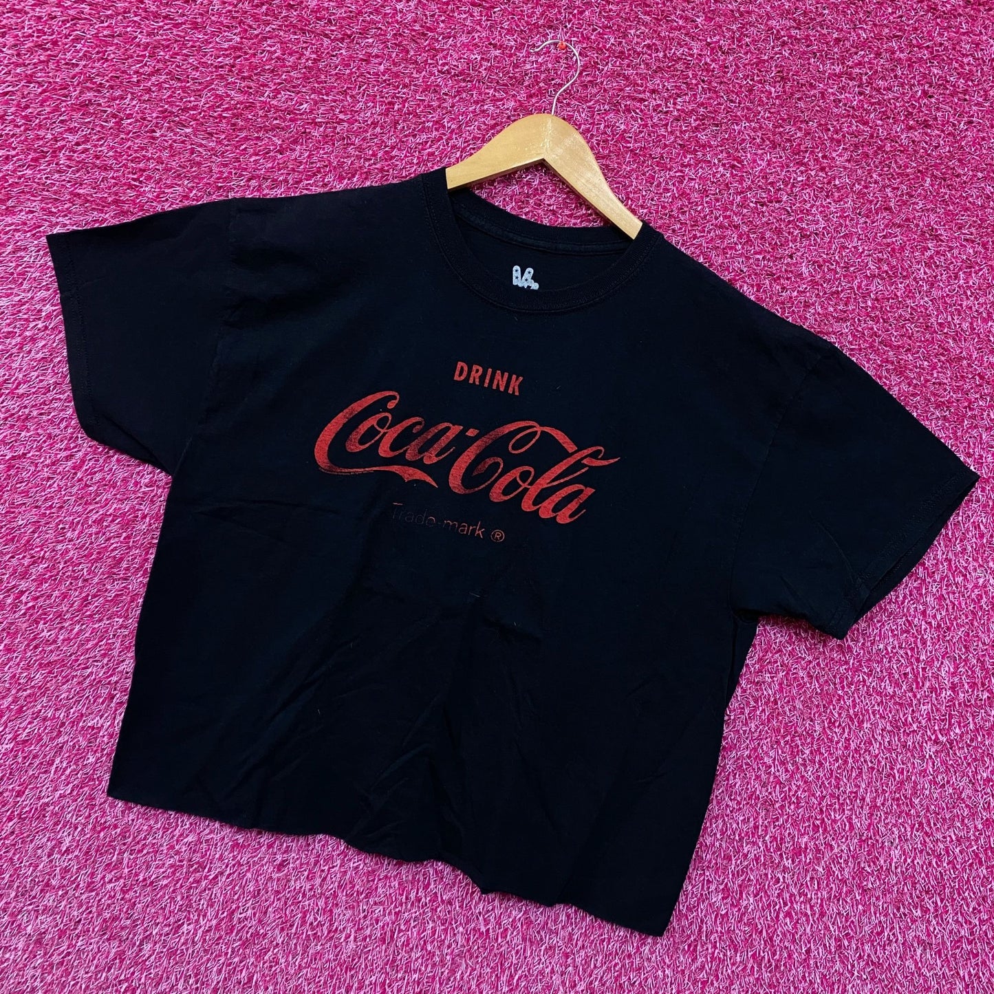 Drink Coca-Cola Slogan Oversized Beverage Promo Crop Top L