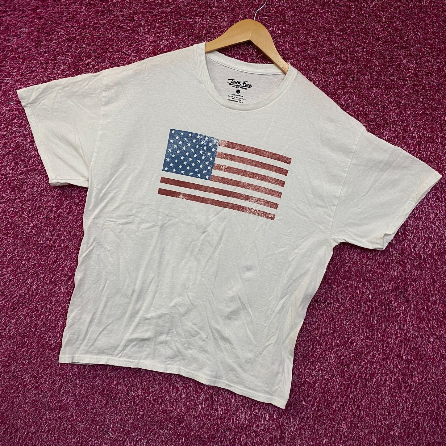 Junk Food Brand Distressed American Flag Graphic T-Shirt Large