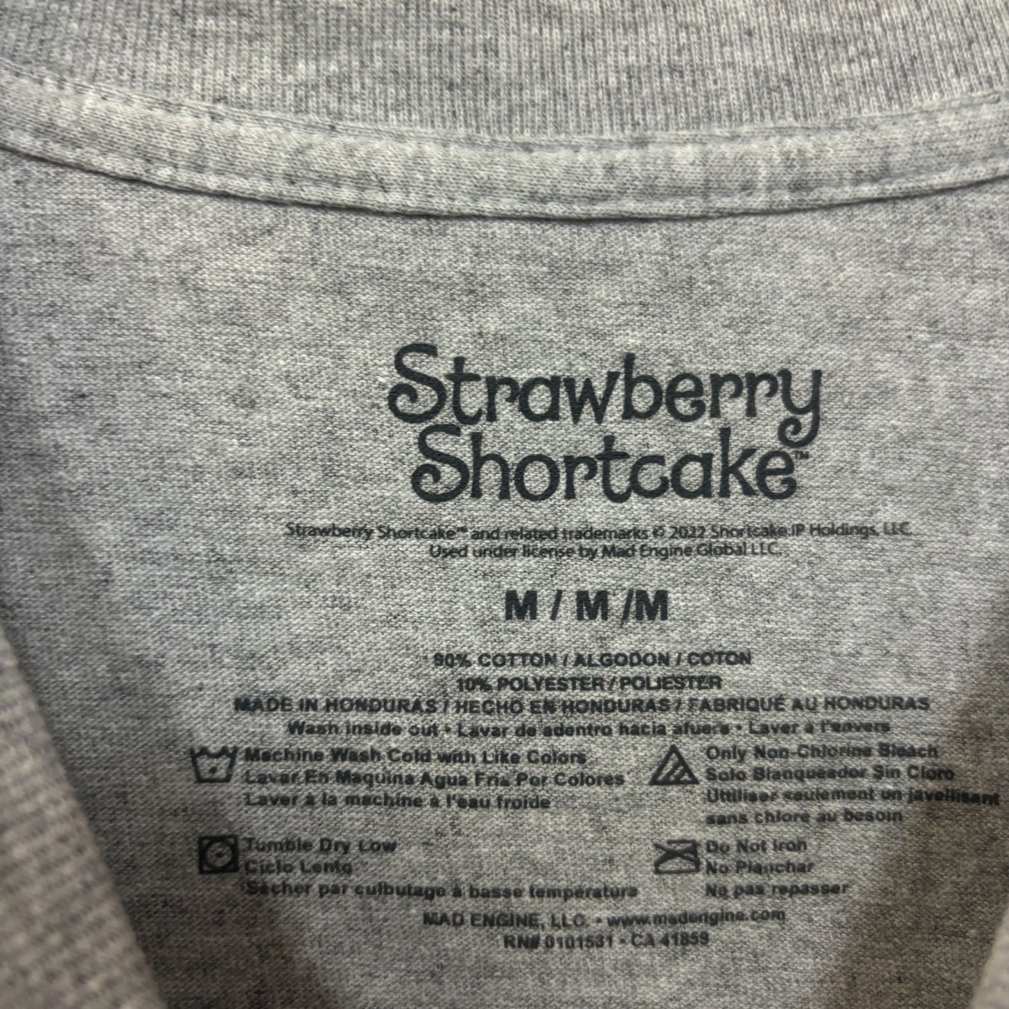 Strawberry Shortcake Cooking by The Book T-shirt size medium