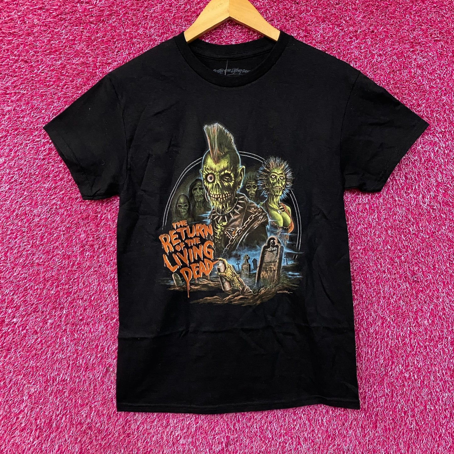 The Return of the Living Dead Graphic T-shirt Small